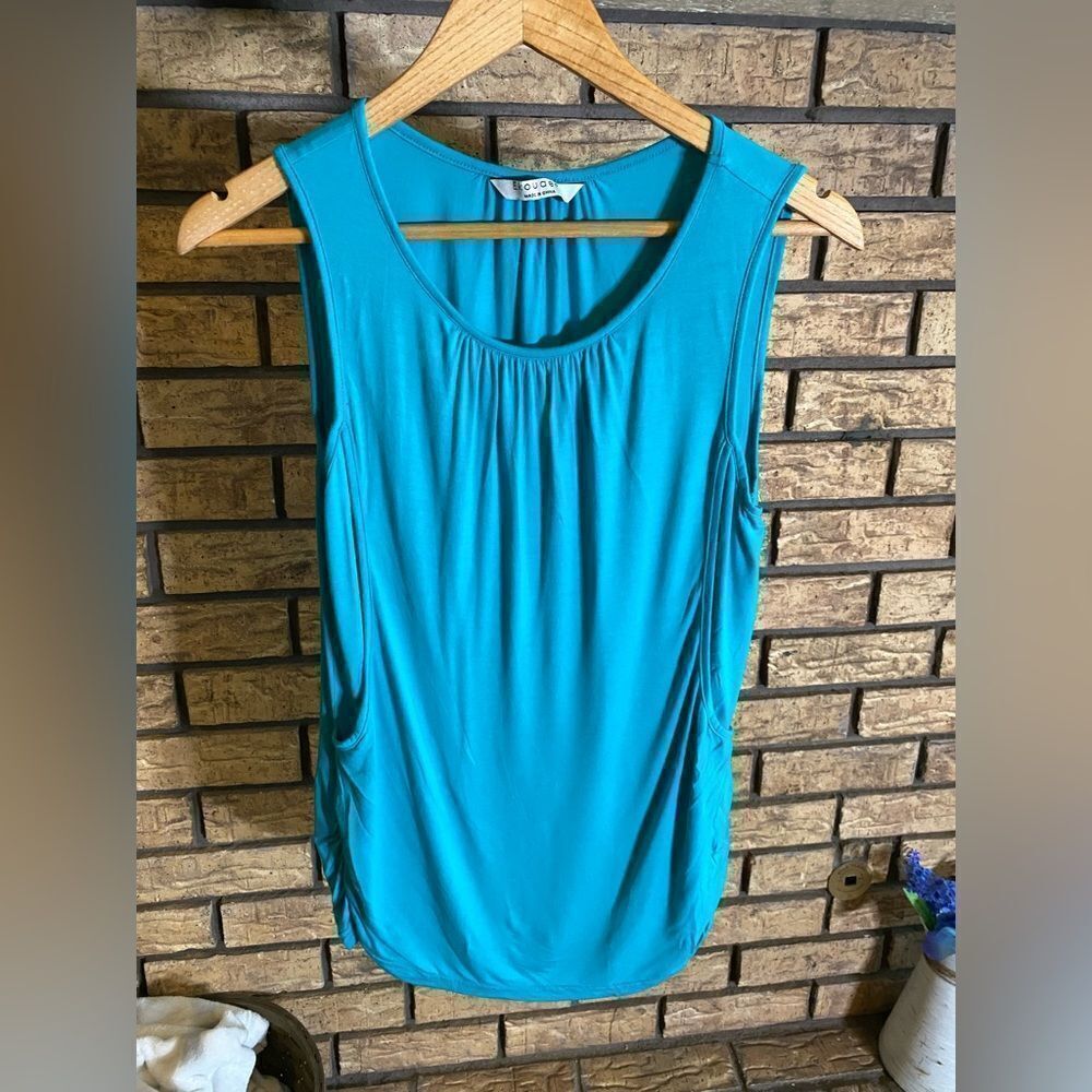 ‎Blue nursing/maternity tank top